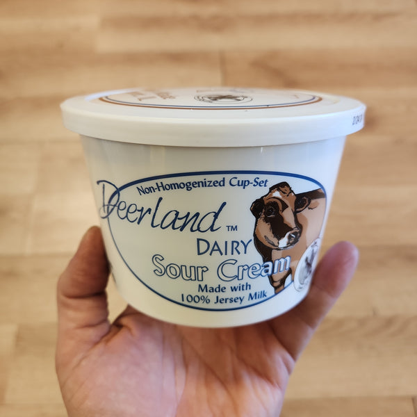 Deerland Dairy Sour Cream - Freeport, Illinois
