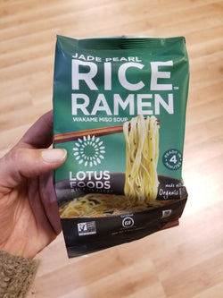 Jade Pearl Rice Ramen - 1 Noodle Cake with Miso Packet