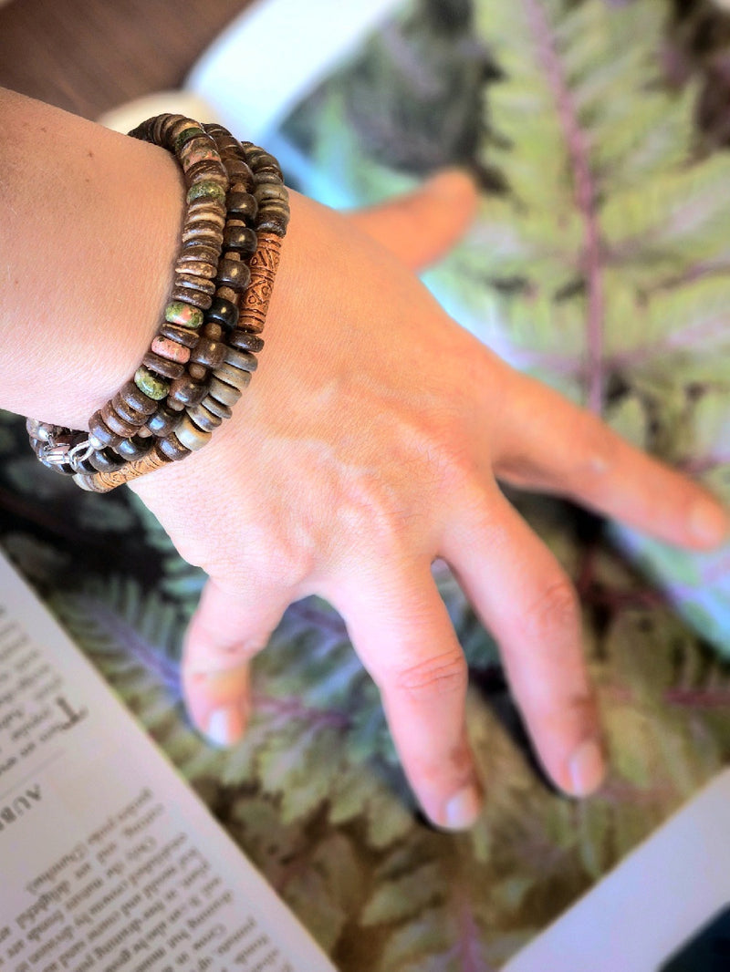 Men's Beaded Bracelet - Mid-century Modern – Bountiful Beloit + Authentic  Arts